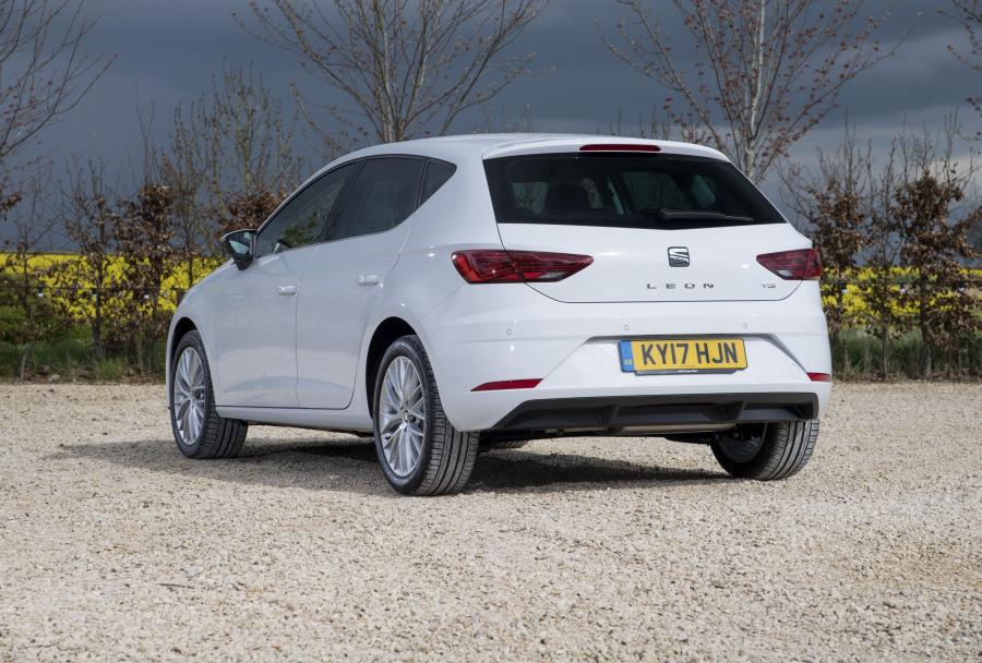  Seat Leon 2017 года  (UK) (фото 16 из 31)